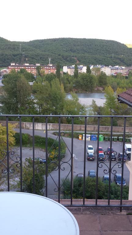 Hostal Pirineos Аїнса Номер фото